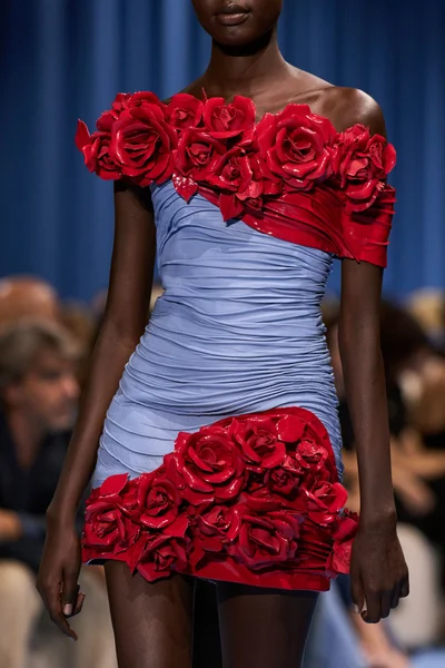 Look 38